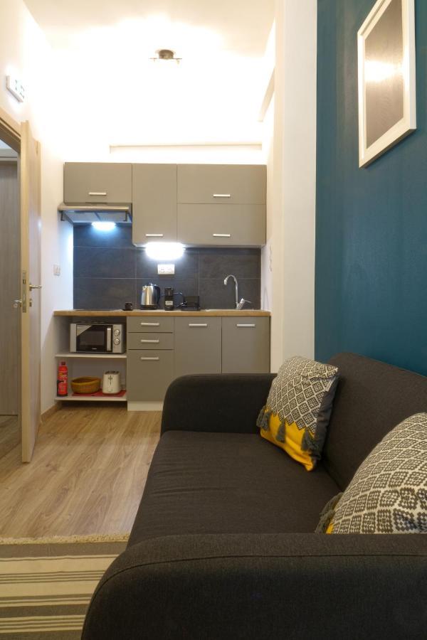 You & Me Cozy Apartments By Zain Athens Ngoại thất bức ảnh