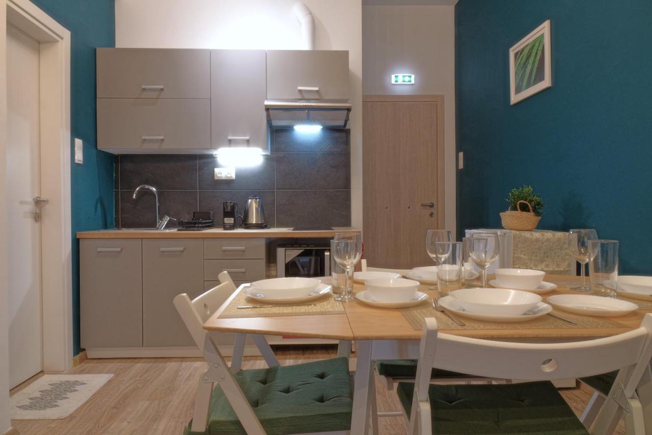 You & Me Cozy Apartments By Zain Athens Ngoại thất bức ảnh