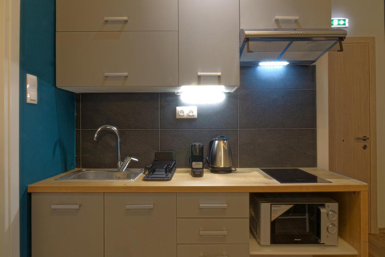 You & Me Cozy Apartments By Zain Athens Ngoại thất bức ảnh